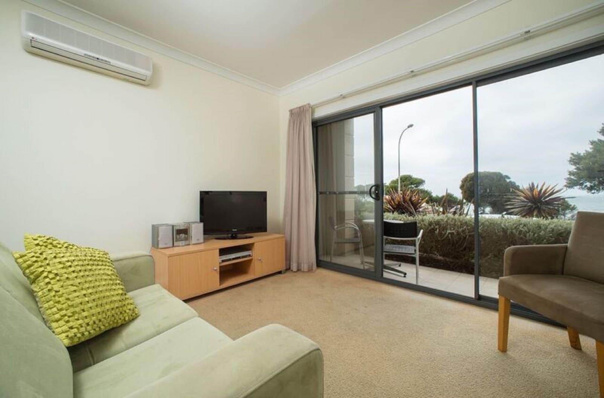 Ozone Kangaroo Island Hotel 3*